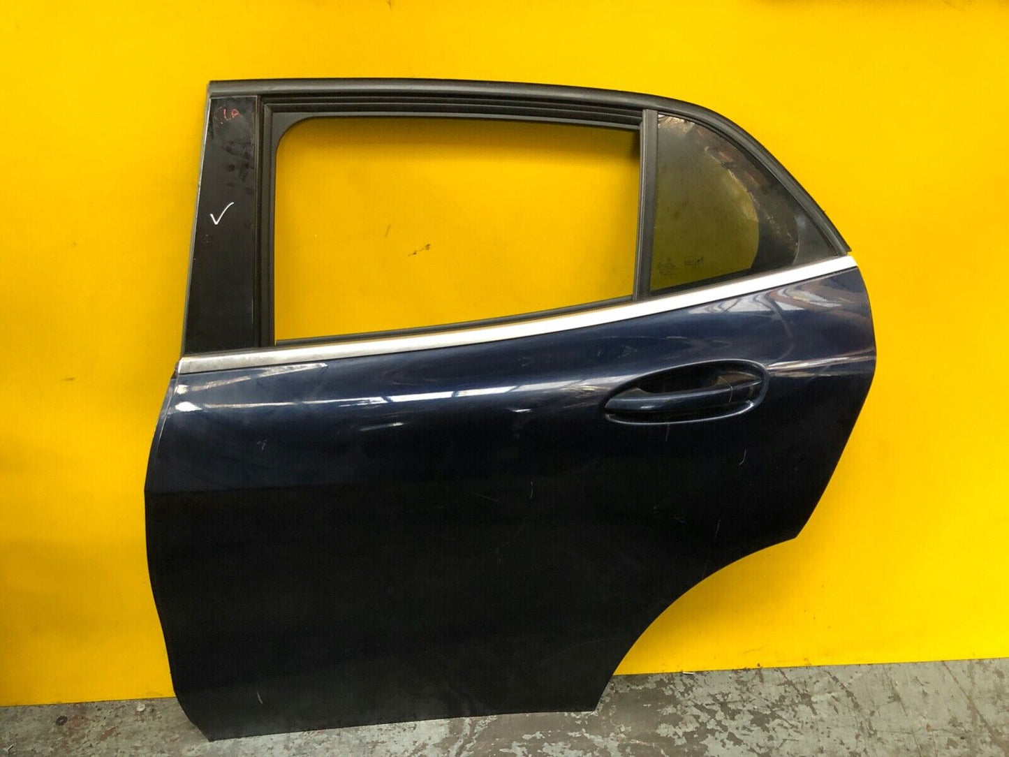 MERCEDES BENZ GLA X156 W156 DOOR PASSENGER SIDE REAR LEFT COMPLETE