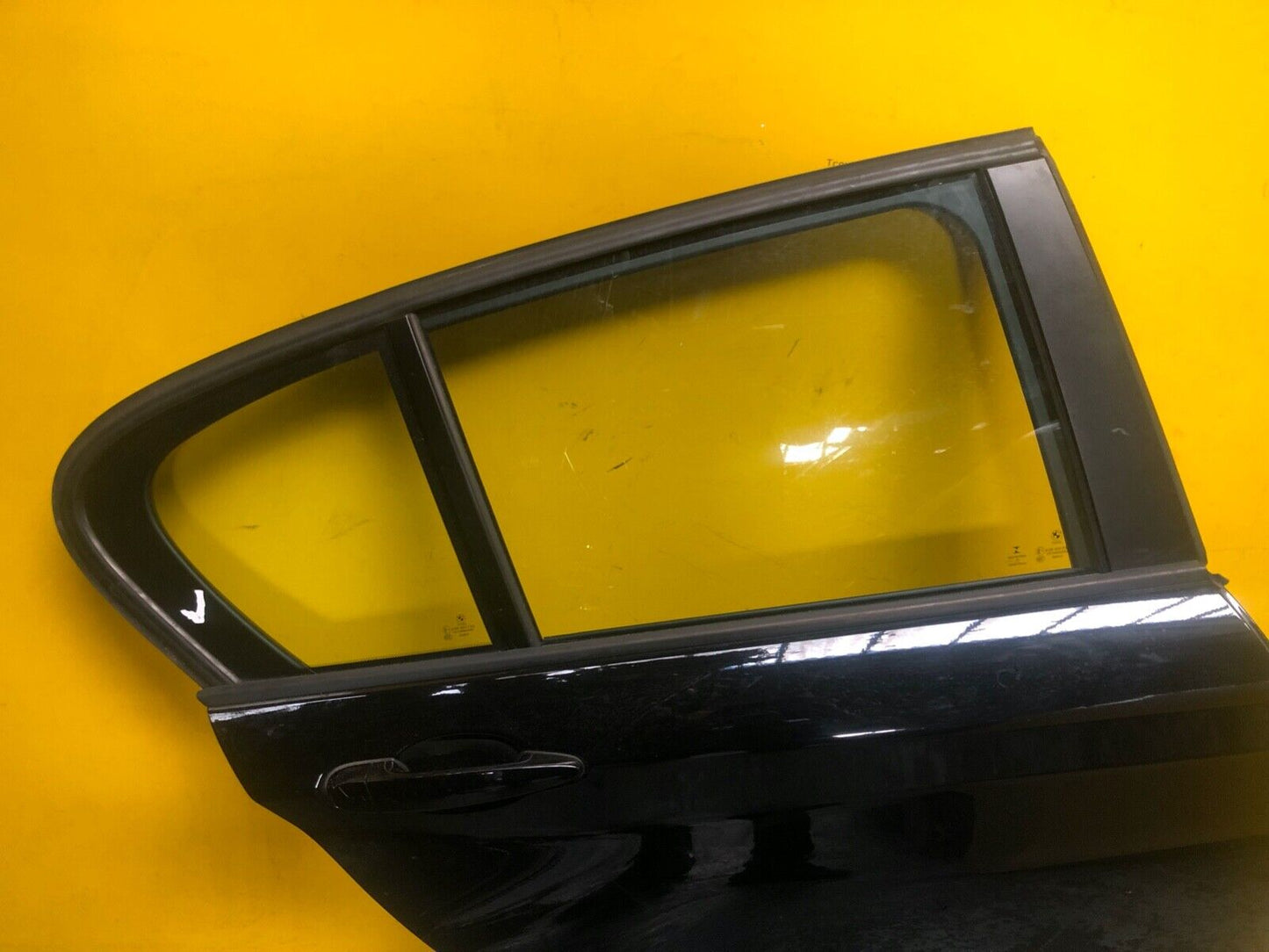 BMW 1 SERIES F20 2011-2019 DOOR DRIVER SIDE REAR RIGHT COMPLETE WITH GLASS