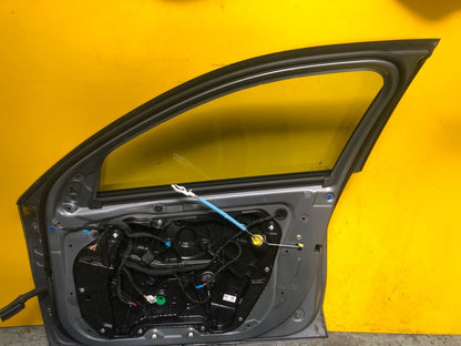 BMW 1 SERIES F40 2019 - 2024 DOOR DRIVER SIDE FRONT RIGHT COMPLETE WITH GLASS