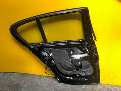 BMW 1 SERIES F20 2011-2019 DOOR PASSENGER SIDE REAR LEFT COMPLETE WITH GLASS