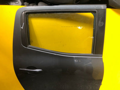 MERCEDES BENZ X CLASS W470 DOOR DRIVER SIDE REAR RIGHT WITH GLASS