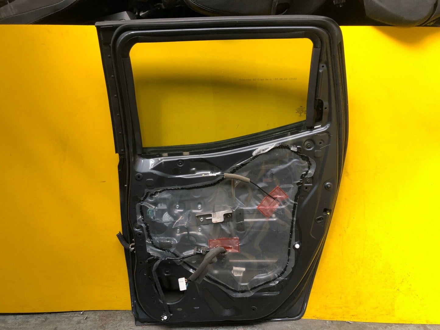 MERCEDES BENZ X CLASS W470 DOOR DRIVER SIDE REAR RIGHT WITH GLASS