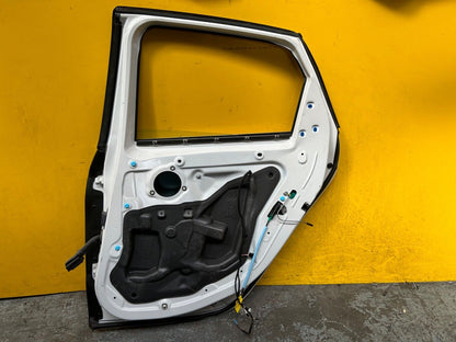 BMW 2 SERIES TOURER F45 DOOR DRIVER SIDE REAR RIGHT COMPLETE WITH GLASS