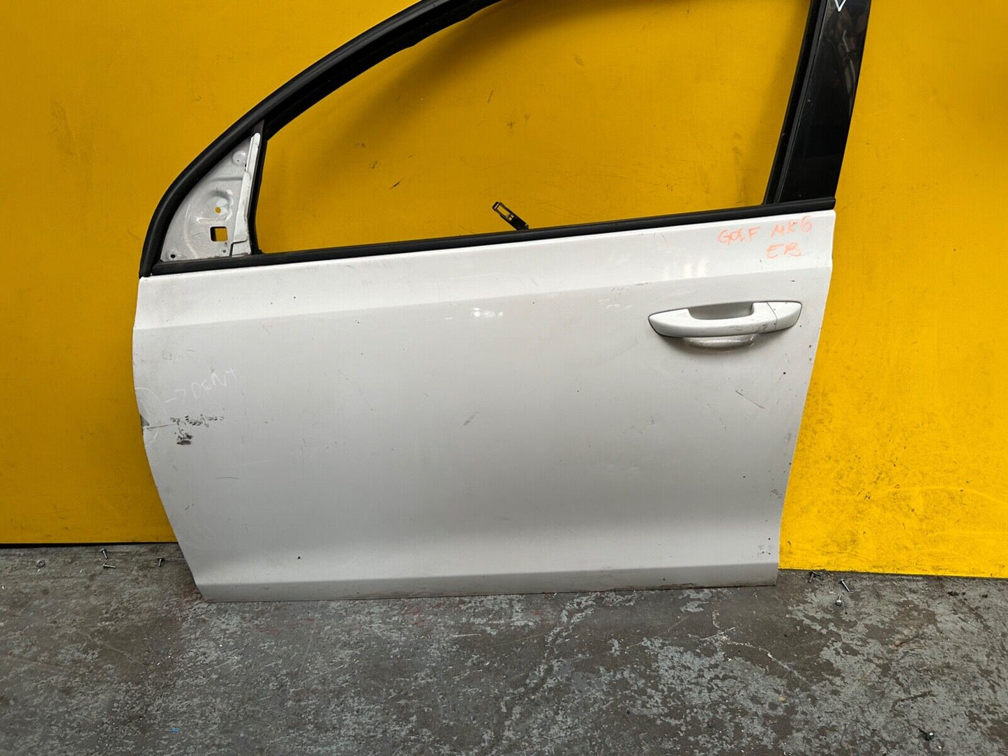 VOLKSWAGEN GOLF MK6 2009 - 2012 PASSENGER SIDE FRONT LEFT DOOR WITH GLASS