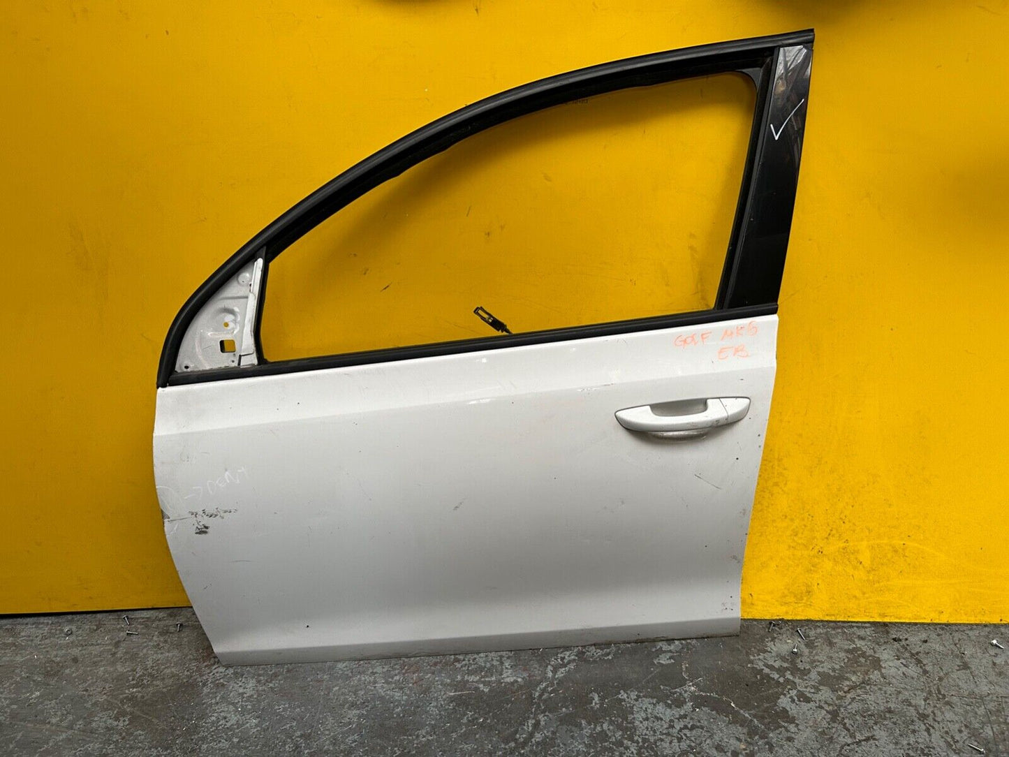 VOLKSWAGEN GOLF MK6 2009 - 2012 PASSENGER SIDE FRONT LEFT DOOR WITH GLASS