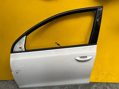 VOLKSWAGEN GOLF MK6 2009 - 2012 PASSENGER SIDE FRONT LEFT DOOR WITH GLASS