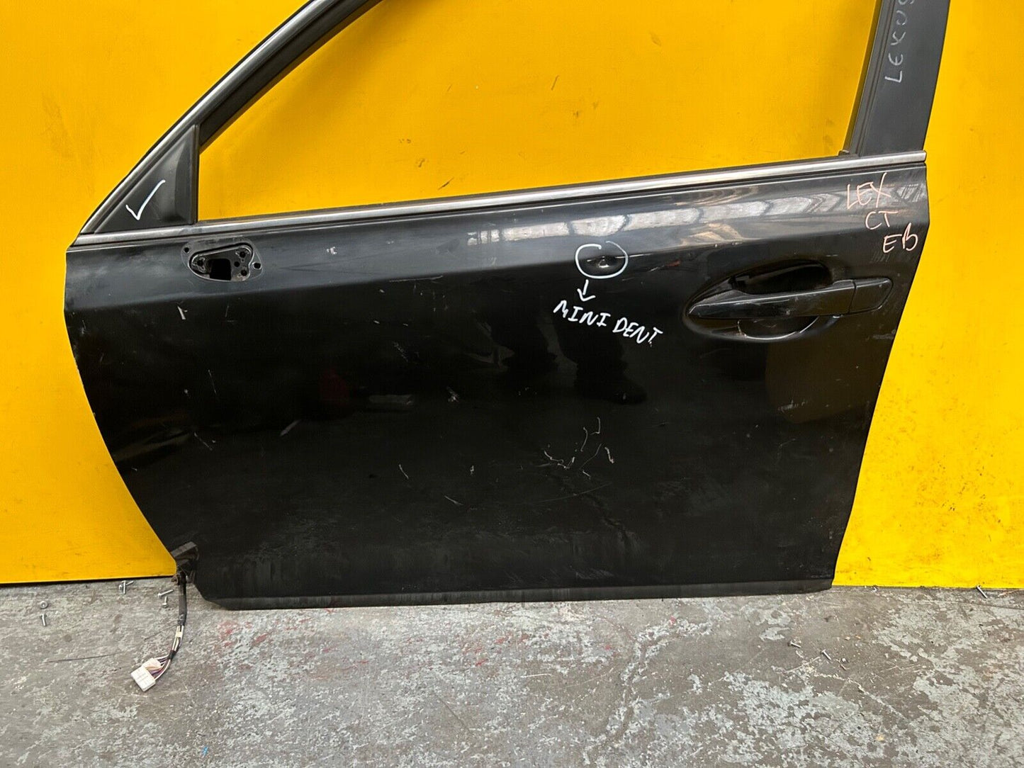 LEXUS CT200H 2011 - 2020 DOOR PASSENGER SIDE FRONT LEFT