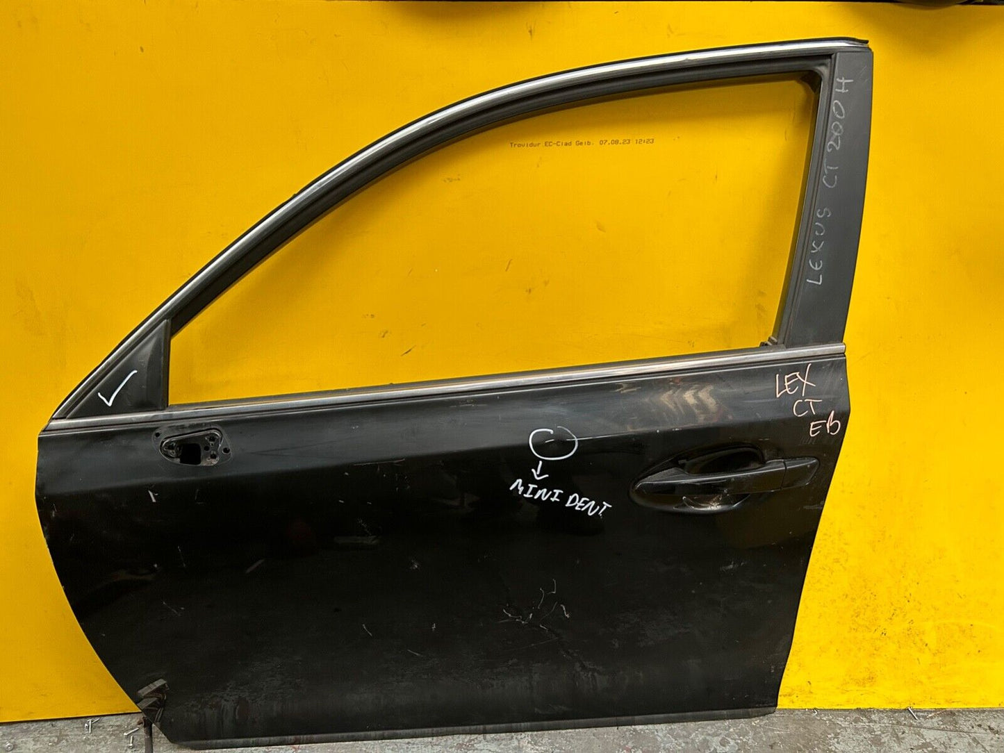 LEXUS CT200H 2011 - 2020 DOOR PASSENGER SIDE FRONT LEFT