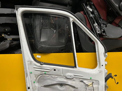 MERCEDES SPRINTER W906 DOOR PASSENGER SIDE FRONT LEFT IN WHITE 08-14