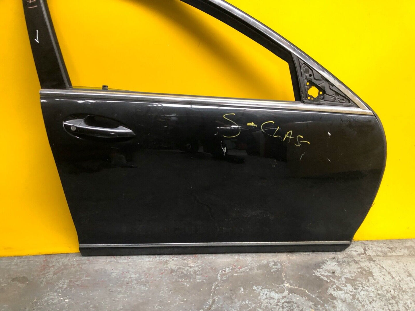 MERCEDES BENZ S CLASS W221 DOOR DRIVER SIDE FRONT RIGHT COMPLETE