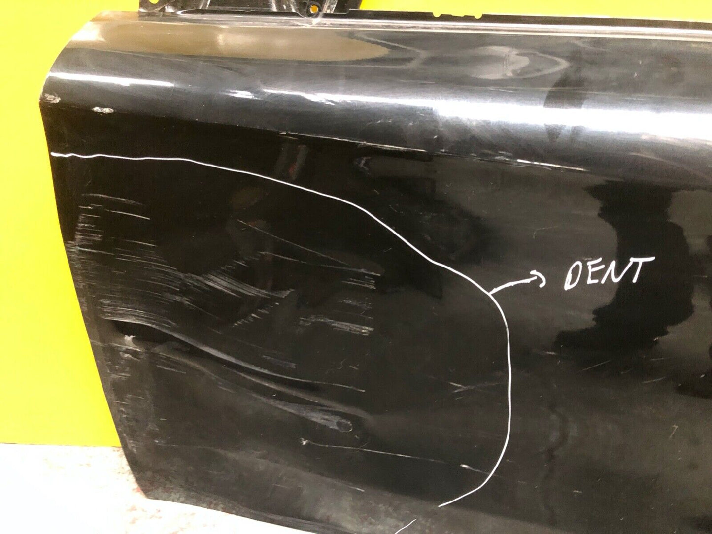 MERCEDES BENZ GLA X156 W156 DOOR PASSENGER SIDE FRONT LEFT DAMAGED