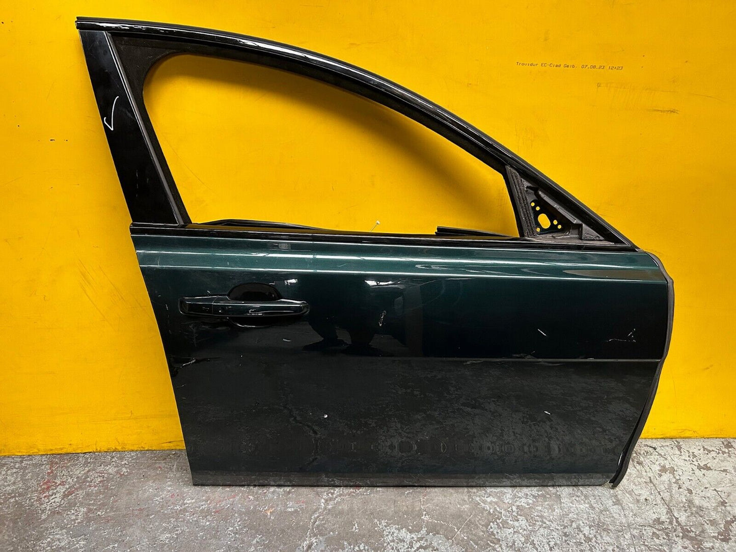 JAGUAR XF X260 2015 - 2023 DOOR DRIVER SIDE FRONT RIGHT WITH GLASS COMPLETE