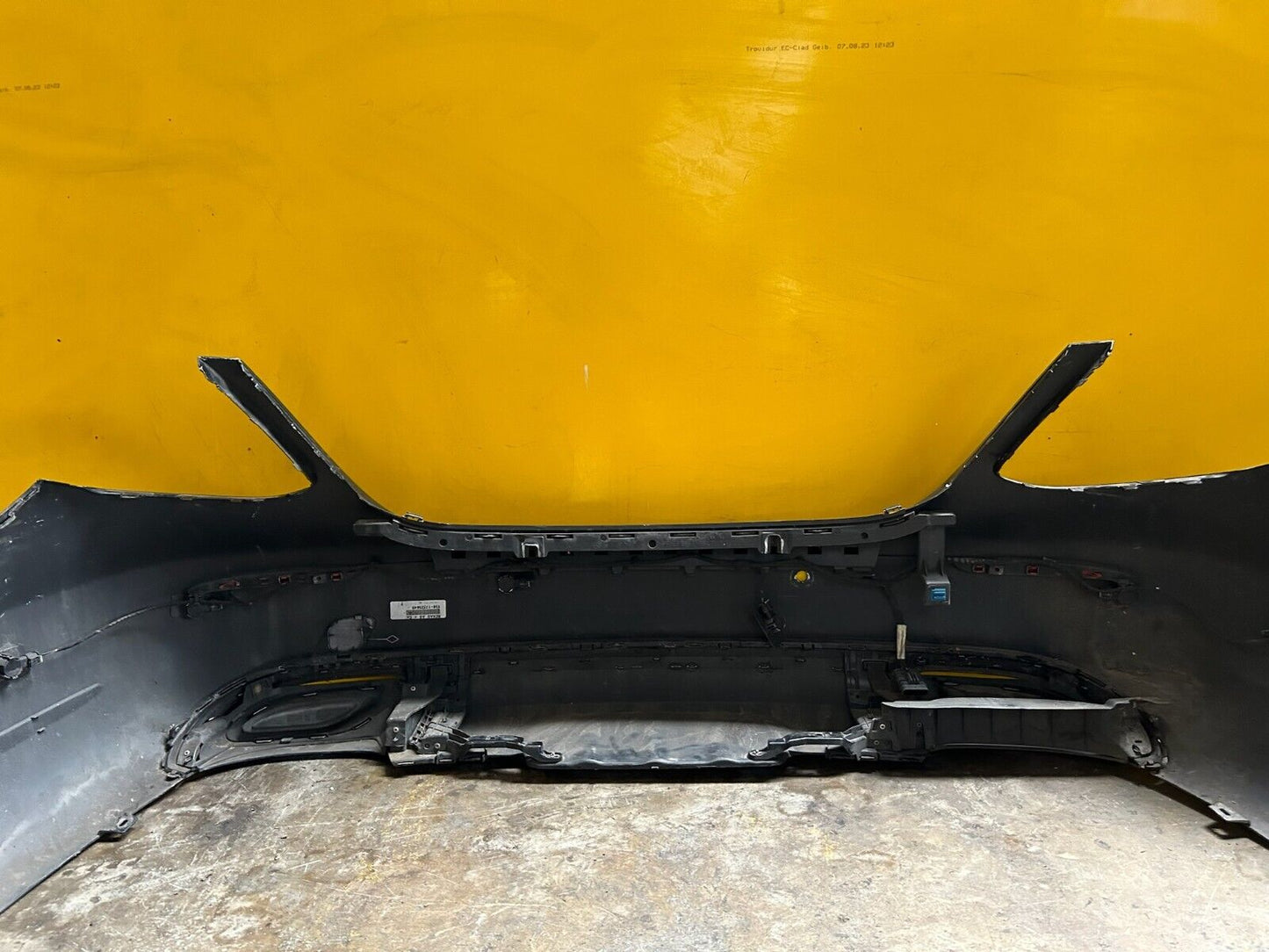 MERCEDES BENZ E CLASS E220d SE W213 2016-2020 REAR BUMPER W/PDC DAMAGED