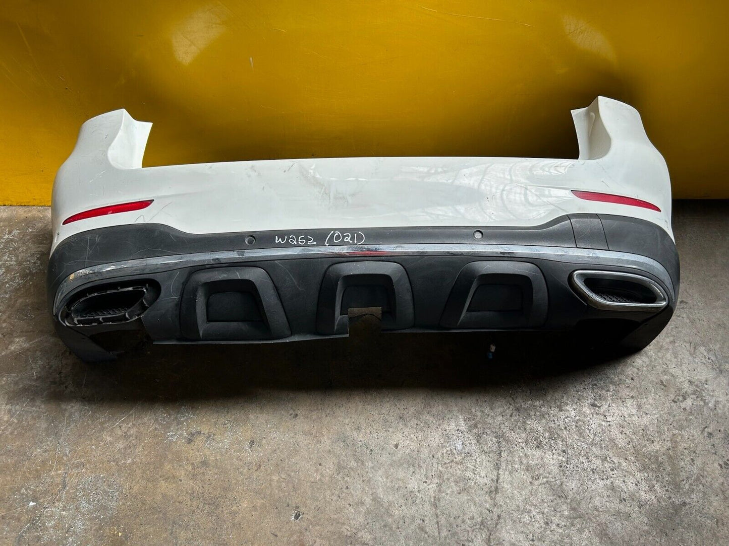 MERCEDES BENZ GLC AMG LINE ESTATE W253 2015 - 2019 REAR BUMPER WITH PDC COMPLETE