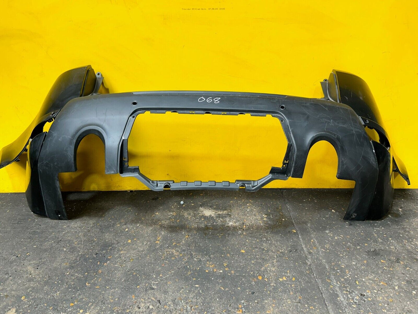 RANGE ROVER SPORT 2013 - 2018 L494 REAR BUMPER WITH PDC HOLES GENUINE