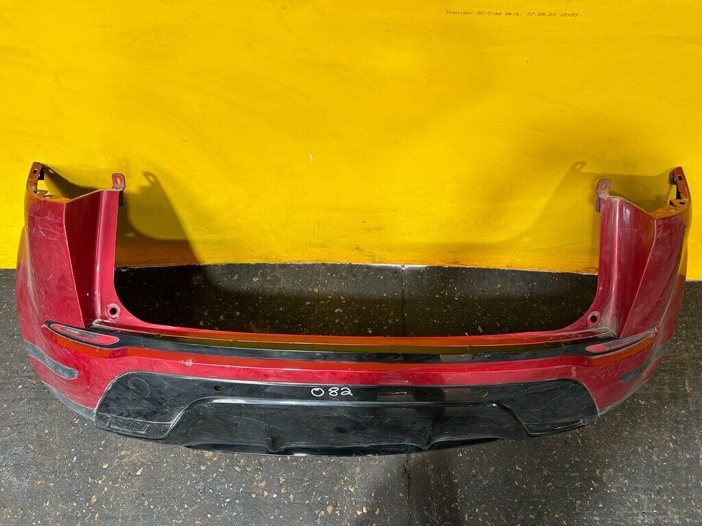 RANGE ROVER EVOQUE L551 2019 - 2023 GENUINE REAR BUMPER COMPLETE WITH PDC HOLES