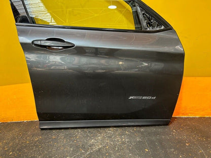 BMW X1 F48 2015 - 2022 DOOR DRIVER SIDE FRONT RIGHT WITH GLASS COMPLETE